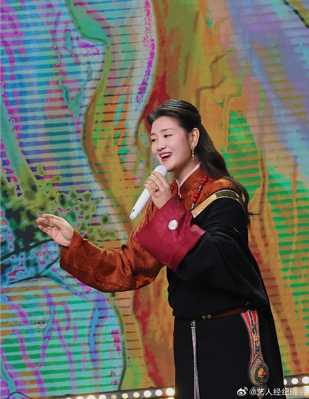 勒毛措最新藏歌,自然美景中的心靈之旅