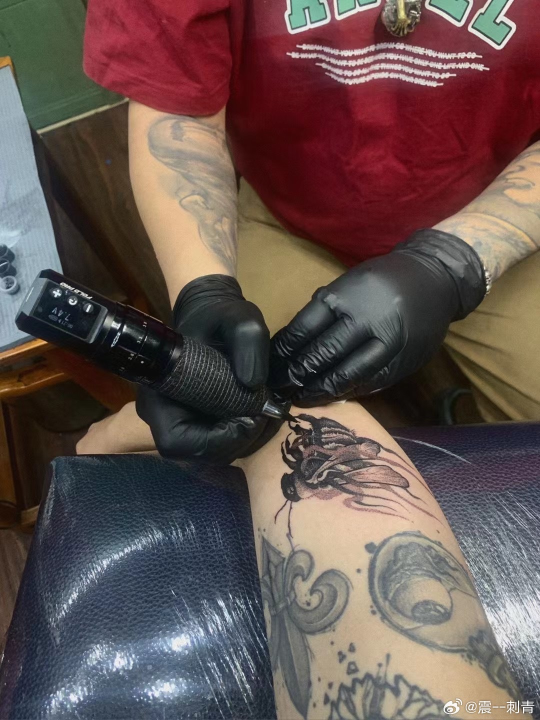 正規(guī)紋身店的價格概覽，科技與紋身的融合之美