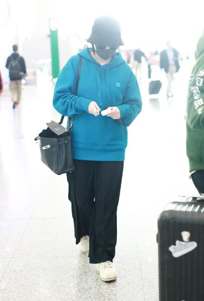 接地氣的明星，小巷中的隱秘樂園之旅