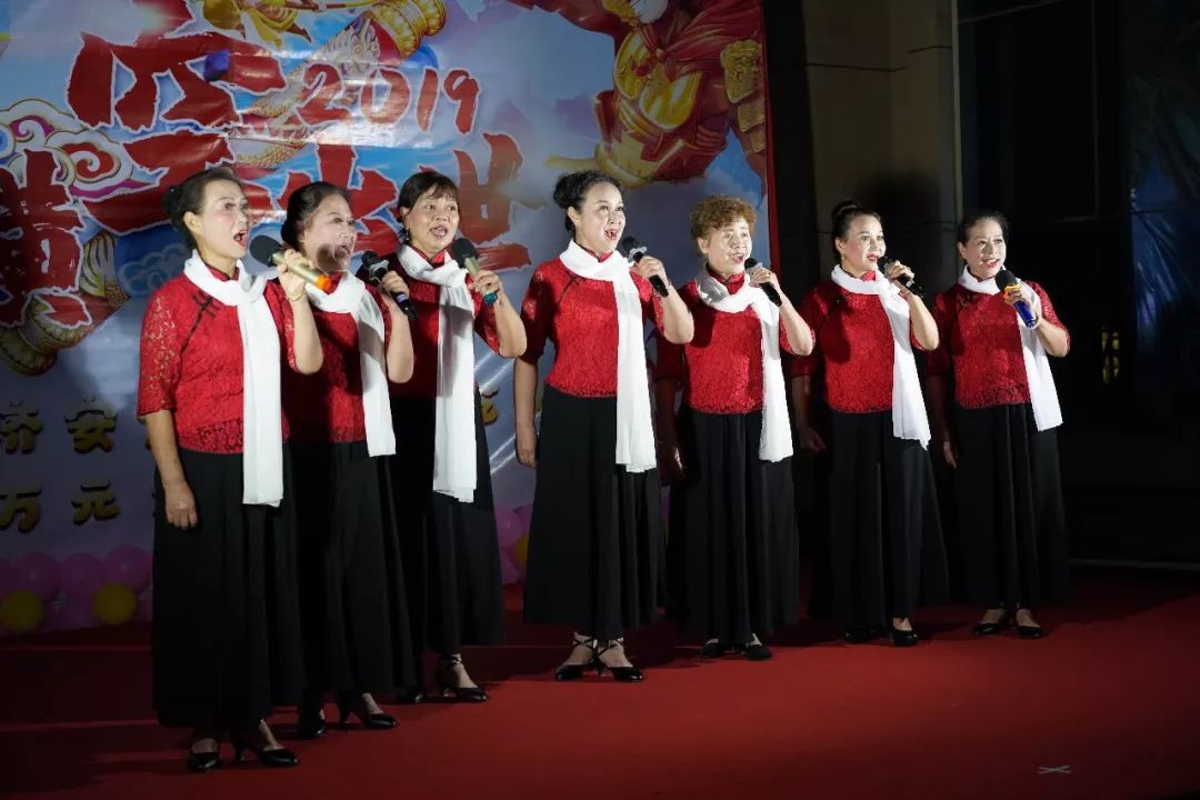 中老年歌唱比賽，唱響生活的旋律，激情再現(xiàn)舞臺(tái)！