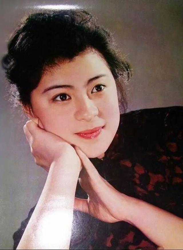 劉佳，星光璀璨的時代巨星演員之路